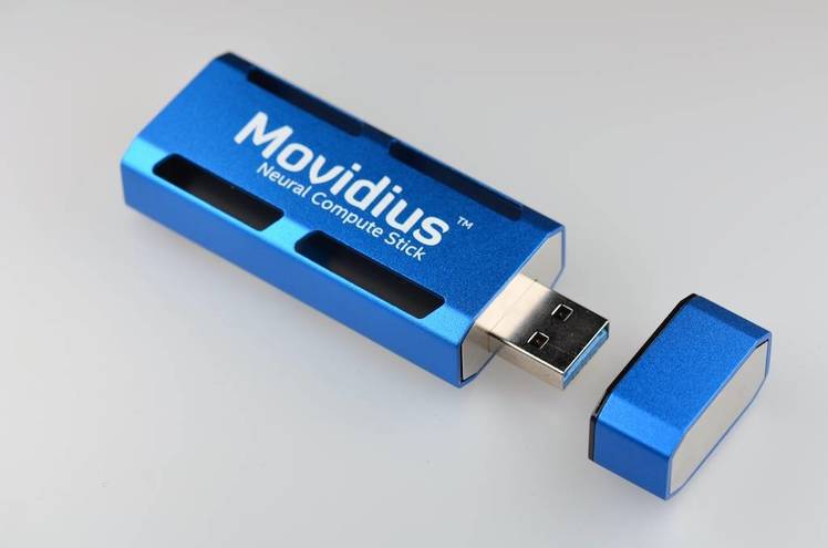 Movidius Neural Compute Stick - NCS 2個